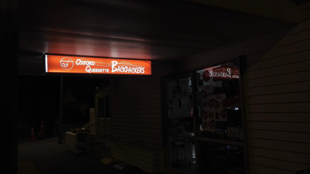 Oxford Queenette Backpackers Bagian luar foto