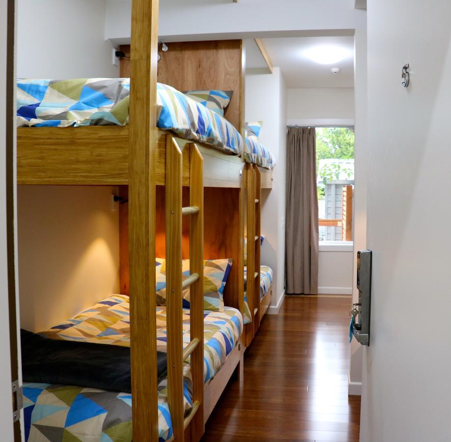 Oxford Queenette Backpackers Bagian luar foto